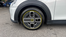 MINI Hatchback 135kW Cooper S Level 2 33kWh 3dr Auto Electric Hatchback